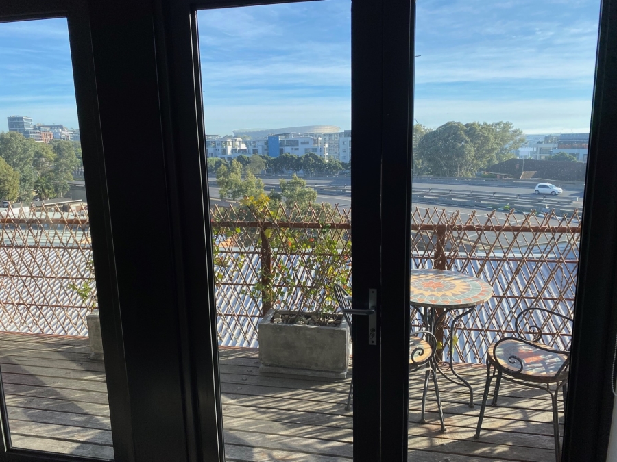 To Let commercial Property for Rent in De Waterkant Western Cape